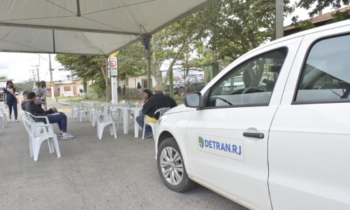 Porto Real recebe Detran Itinerante e proprietários de veículos têm atendimento na cidade